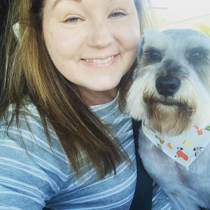 Meet your Posher, Debie